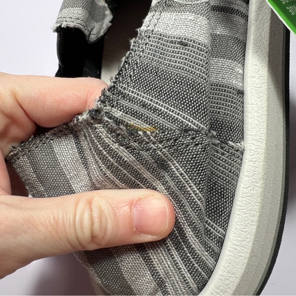 NEW Sanuk Donny Slip On Sandals Men’s 12 Grey Striped - Picture 12 of 13